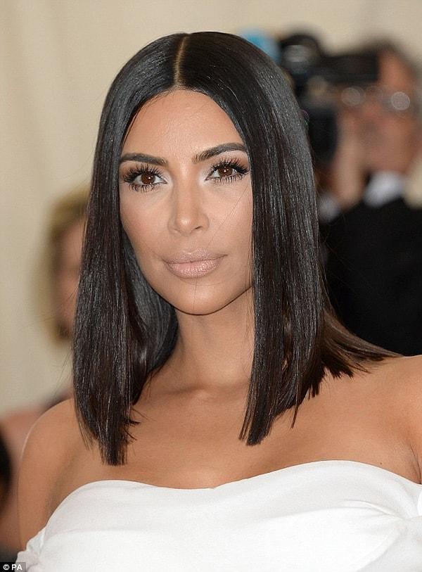 Çünkü genç kadın, ünlü yıldız Kim Kardashian'a benzemek için geçirdiği estetik operasyonlara toplam yarım milyon dolar harcamıştı.