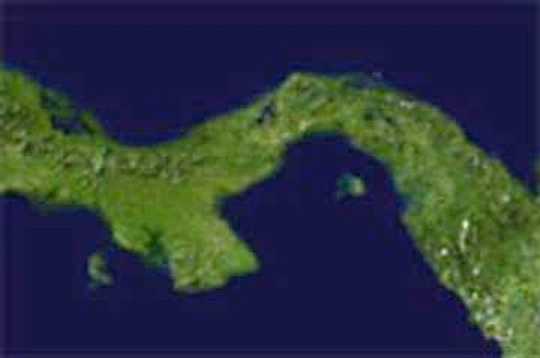 7. Какая страна сфотографирована со спутника?