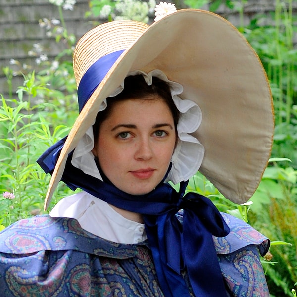 14. В штате Монтана запрещено носить капор в местах развлечений