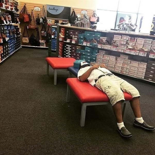 19. Всем приятных покупок и прекрасных сновидений.