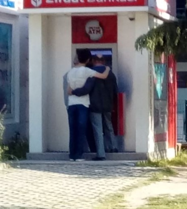 14. Что там происходит?