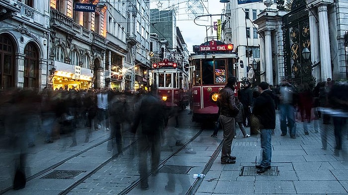 Bayrağı Yine Kimseye Bırakmadık! OECD'nin En Uzun Çalışma Süresi Türkiye'de