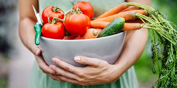 7. Однако не стоит забывать о том, что основой диеты были углеводы с низким ГИ, так что не стоит налегать на такие продукты как белый хлеб, если вы стремитесь похудеть – используйте новую информацию с умом.