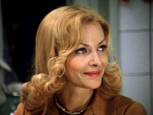 1. С приготовлением какого блюда не справилась Надя из "Иронии судьбы..."?