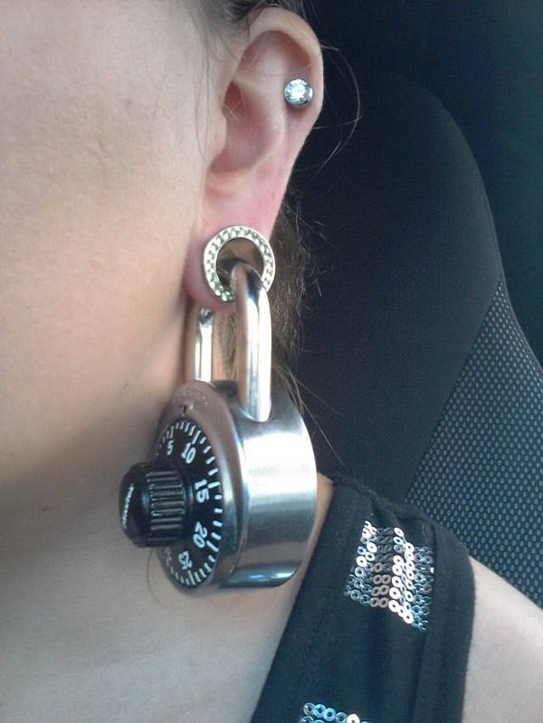 16. Даже смотреть на это больно...