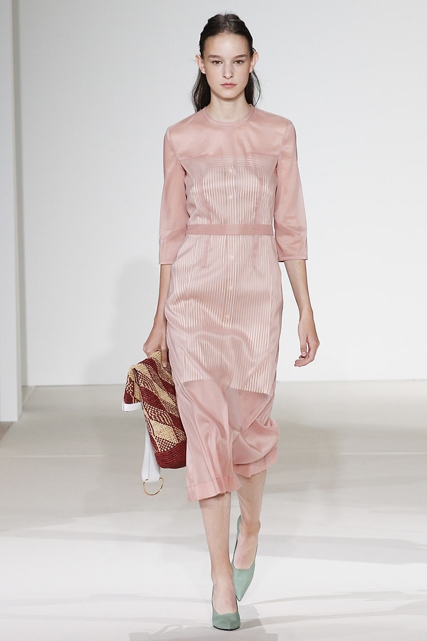 Чем заменить: закрытые плечи, открытые плечи, бретельки, шлейки