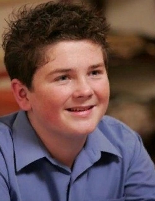 Павел Сердюк (27 лет) — Денис Шаталин, сын Максима