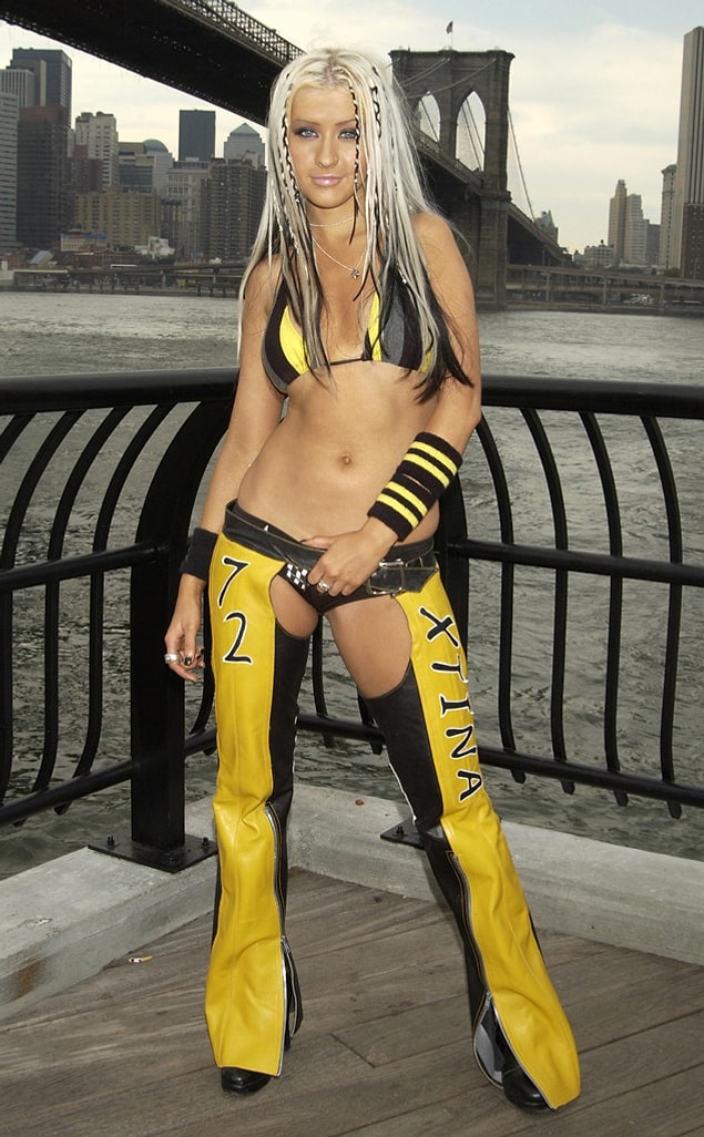 Christina Aguilera, 2000'lerin başında sıkça bu pantolonlardan giyerdi.