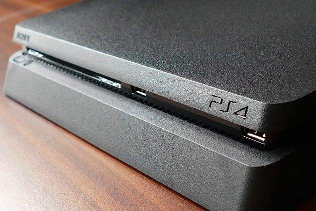 5. New York'taki oyun konsolu tamircileri, tamire gelen Sony PS4'lerden %50'sinin arızasının içine kaçan hamam böceklerinden kaynaklandığını açıkladı.