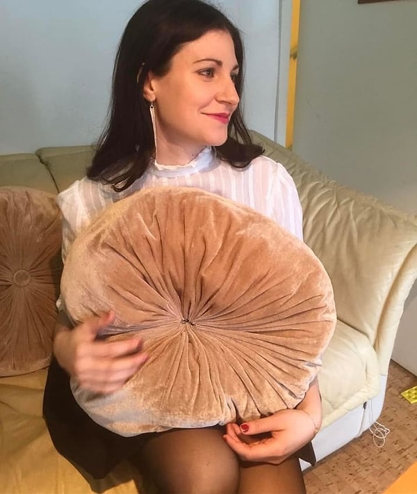 14. Какая симпатичная подушка! Хотя постойте-ка...