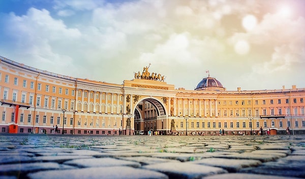 8. Не только серые советские многоквартирные дома