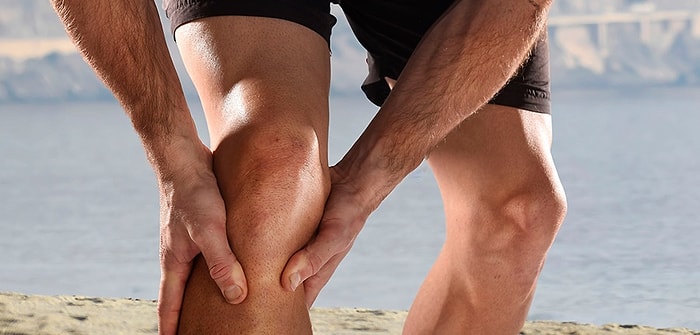 12 упражнений для улучшения состояния ступней, бедер и коленей, которые можно делать, не выходя из дома