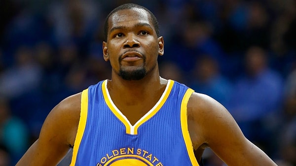 Кевин Дюрант - американский баскетболист, олимпийский чемпион 2012 и 2016 годов.