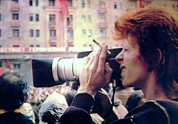 Он посетил Первомайский парад в Москве.