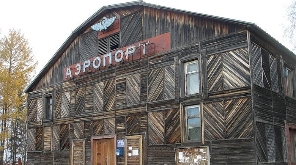 Невозможно поверить, что такое действительно существует: 9 деревянных аэропортов России