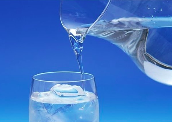 1. Воду, которая не содержит растворённых солей, называют...