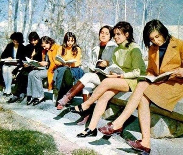 19. Afganistanlı öğrenciler, 1970'ler.