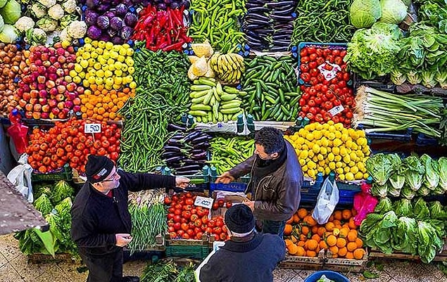 📌 Kasım 2017'de yüzde 12,98'e çıkan yıllık enflasyon hızı mart ayında yüzde 10,23'e gerilemişti.
