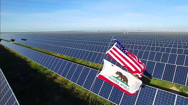 California yenilenebilir enerji için ciddi uygulamalarıyla gündeme geliyor.
