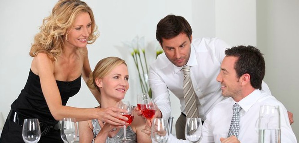 Тест: вас можно пускать в приличное общество, если вы безупречно пройдёте этот тест на знание этикета