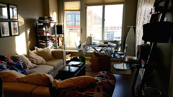 6. Живете ли вы в крошечной и порядочно захламленной квартирке?