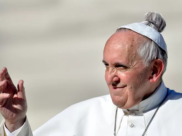 9. Папа Римский Франциск