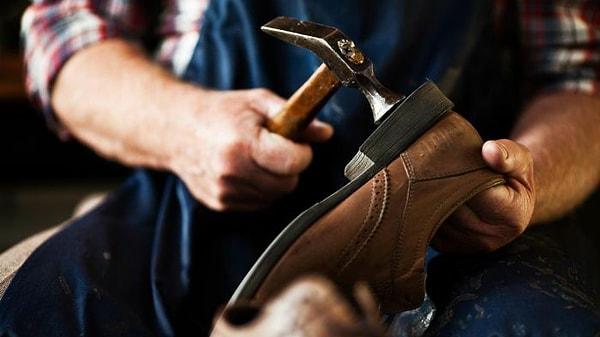 2. Ayakkabı tamircisi