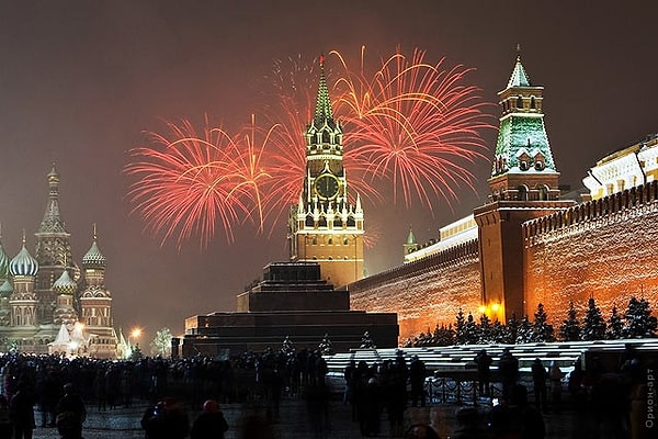 11. Сколько раз в России можно отметить Новый год?