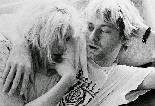 Sen Kurt Cobain - Courtney Love yıkıcılığındaki bir aşktan sağ kurtulmuşsun!