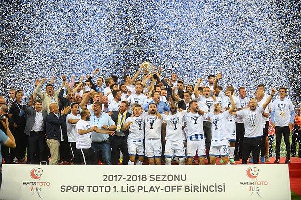 Play Off ilk maçında Ümraniyespor'u yenerek finale çıkan BB Erzurumspor finalde Gazişehir Gaziantep'i mağlup ederek 17 yıl aradan sonra Süper Lig'e geri döndüler.