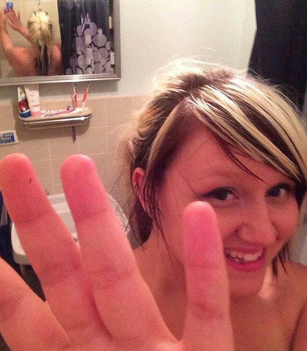 7. "Erkek arkadaşım çok tatlı! Ben duştayken gizlice girip fotoğraflarımı çekiyor."