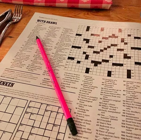 6. Выпить бокальчик вина и поразгадывать кроссворды