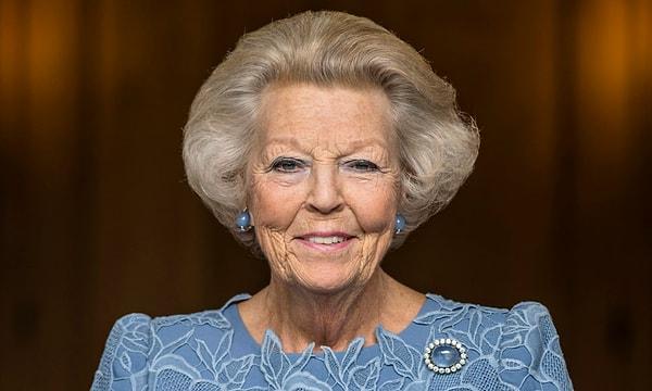16. Kraliçe Beatrix - eski Hollanda Kraliçesi