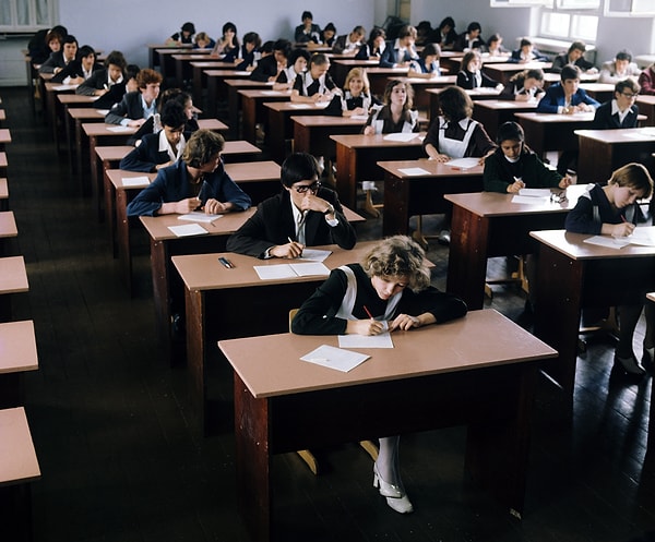 9. Какой предмет сдавался письменно в десятом классе в 1964-1985 годах?