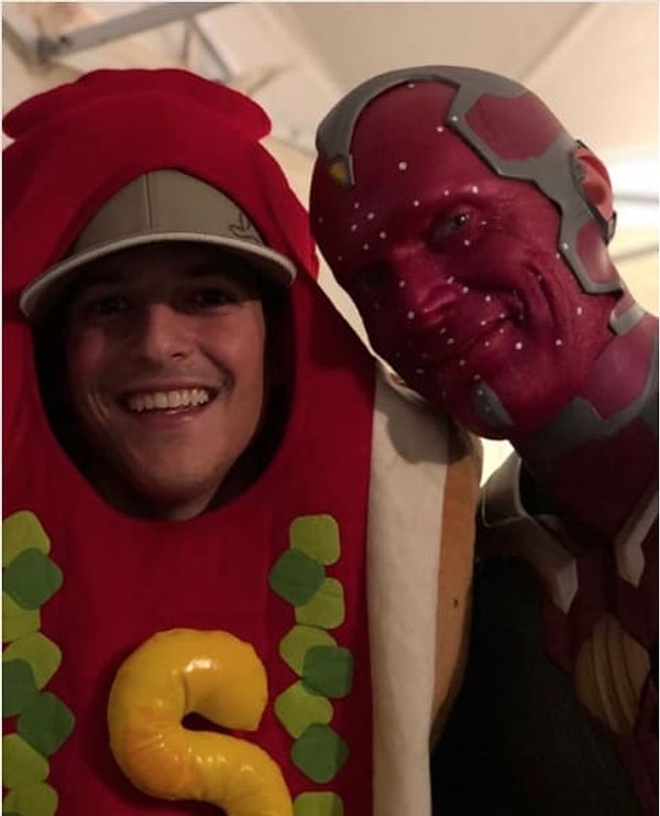 30. Вижен и хот-дог: