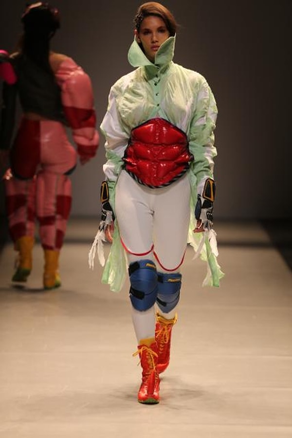 12. Мы с нетерпением ждем новых работ Пьера-Луи Ауврея, который говорит, что его самой большой мечтой является дизайн аксессуаров для шоу Victoria's Secret.