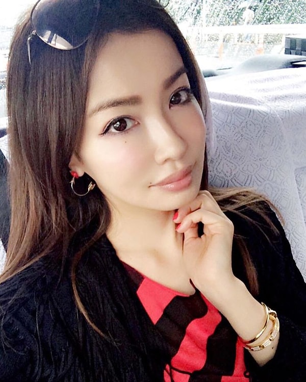 13. Если бы каждая женщина выглядела так в 47, вряд ли бы она скрывала это)