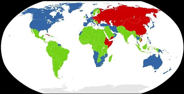 13. Üçüncü Dünya kavramı, Soğuk Savaş esnasında NATO ya da Komünist bloğa bağlı olmayan tarafsız ülkeleri temsil ediyor. Yani teknik olarak Finlandiya, İsveç ve Avusturya gibi ülkeler Üçüncü Dünya Ülkesi.
