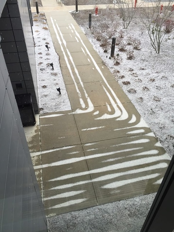 6. А как насчет подогрева тротуара возле офиса, чтобы работники не поскальзывались по пути на работу?