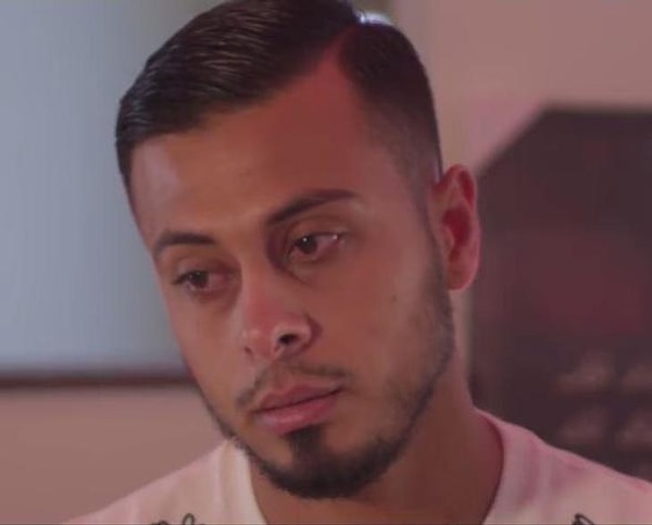 На его деньги были построены школы, больницы и многое другое.