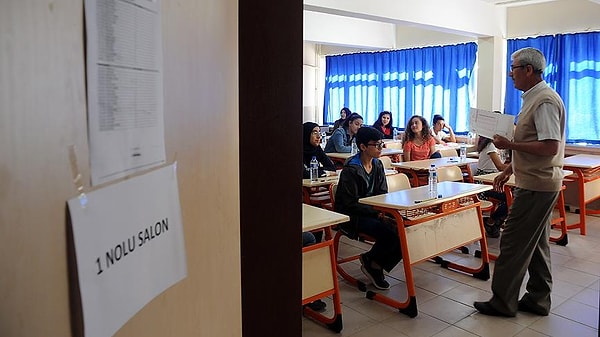 "MEB'in 'nitelikli okullar' listesinde gözde okulların çoğu yoktu"