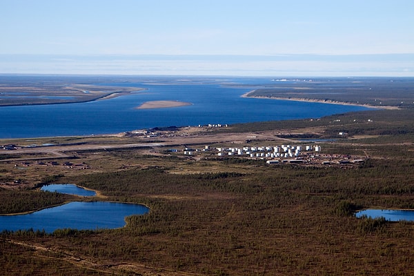 8. Как называется эта река в Красноярском крае, протяжённость которой составляет 1636 км?