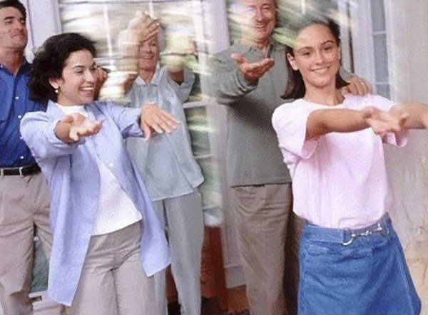 31. Мы знали «Макарену» назубок!