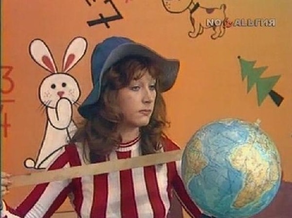 2. А из какой картины знаменитый хит Аллы Пугачёвой под названием "Волшебник-недоучка"?