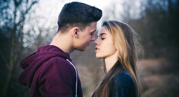 2. Это случилось после того, как он провел ночь со своей 24-летней девушкой.