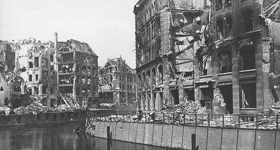 Впечатляющие снимки Второй мировой, сделанные настоящим военным фотографом