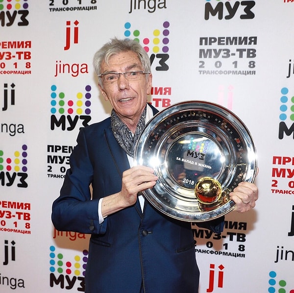 6. "За вклад в жизнь" - Юрий Николаев