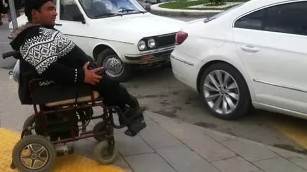 16. Инвалиды тоже могут куда-то спешить, но водители даже не догадываются об этом.