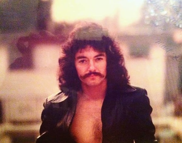 5. Легендарная прическа.