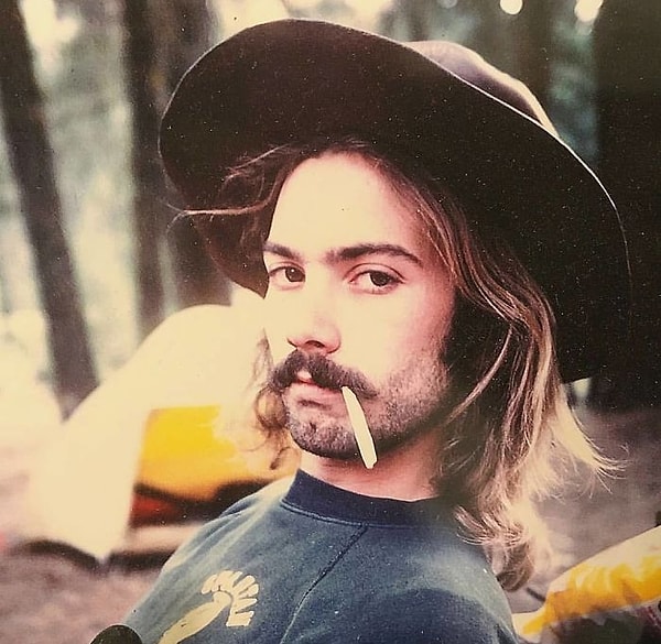 8. Этот взгляд.